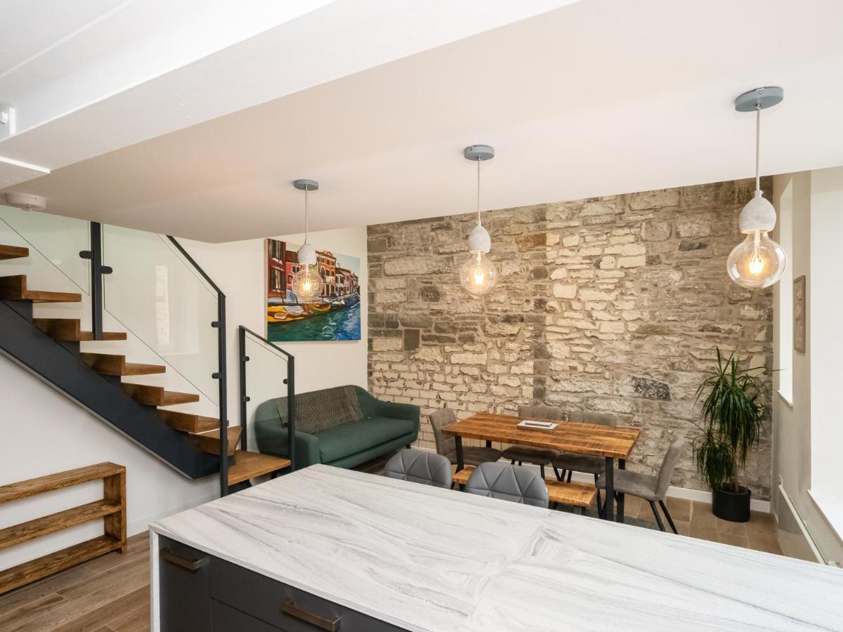 Pass The Keys Stunning 3 Bed Loft Style Apt With Free Parking Edinburgh Exterior photo