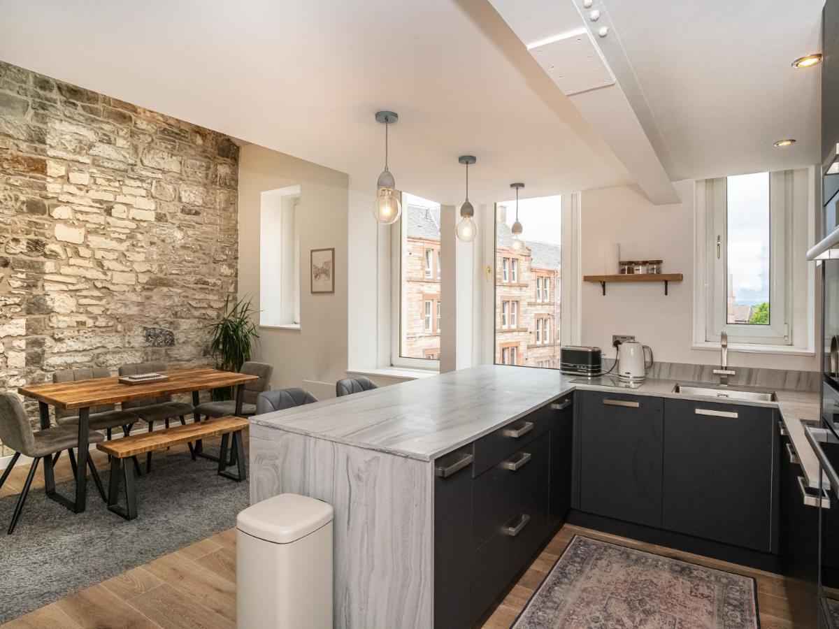 Pass The Keys Stunning 3 Bed Loft Style Apt With Free Parking Edinburgh Exterior photo